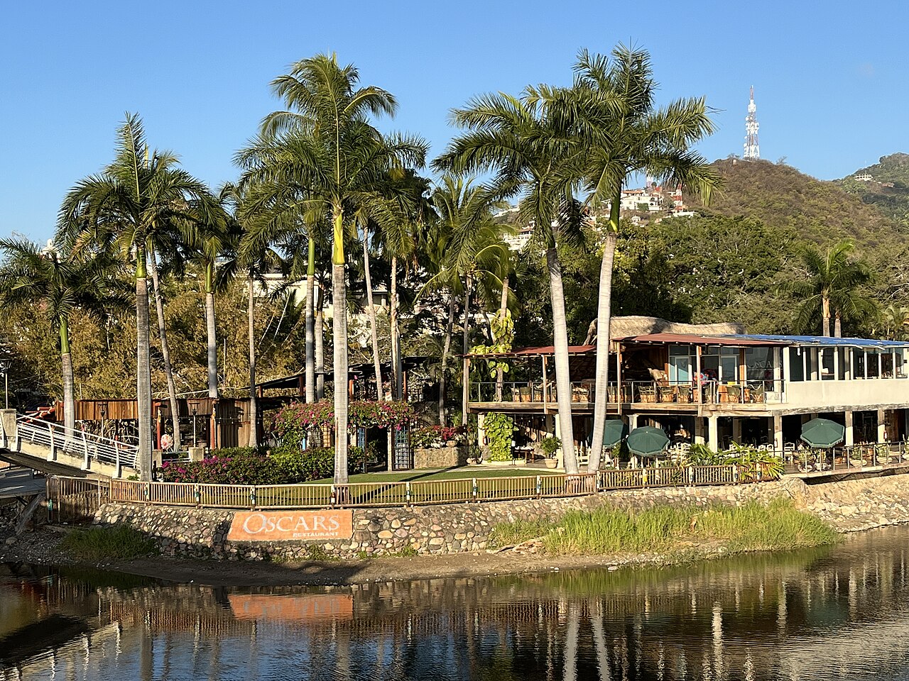 Río Cuale Island